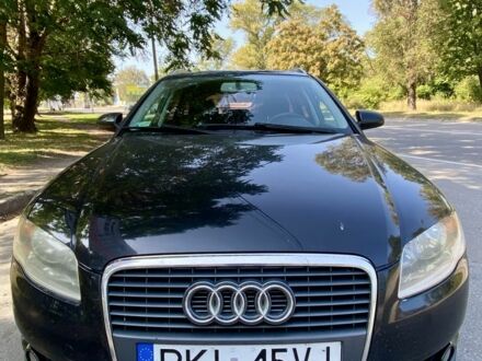 Черный Ауди А4, объемом двигателя 2 л и пробегом 300 тыс. км за 3500 $, фото 1 на Automoto.ua