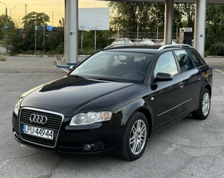 Черный Ауди А4, объемом двигателя 2 л и пробегом 300 тыс. км за 3500 $, фото 1 на Automoto.ua