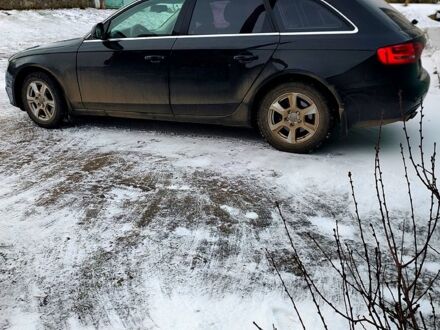 Чорний Ауді А4, об'ємом двигуна 2 л та пробігом 210 тис. км за 8000 $, фото 1 на Automoto.ua
