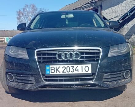 Черный Ауди А4, объемом двигателя 2 л и пробегом 420 тыс. км за 6100 $, фото 1 на Automoto.ua