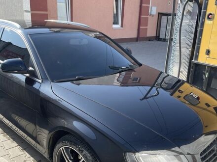 Черный Ауди А4, объемом двигателя 1.8 л и пробегом 315 тыс. км за 8500 $, фото 1 на Automoto.ua