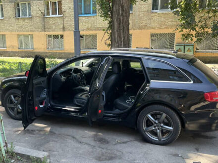 Чорний Ауді А4, об'ємом двигуна 1.98 л та пробігом 240 тис. км за 10000 $, фото 1 на Automoto.ua