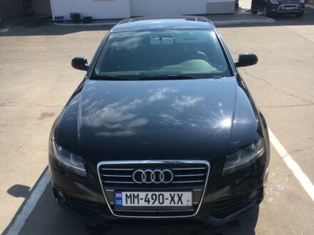 Черный Ауди А4, объемом двигателя 2 л и пробегом 250 тыс. км за 7500 $, фото 1 на Automoto.ua