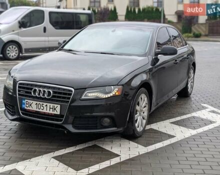 Черный Ауди А4, объемом двигателя 2 л и пробегом 300 тыс. км за 7400 $, фото 1 на Automoto.ua