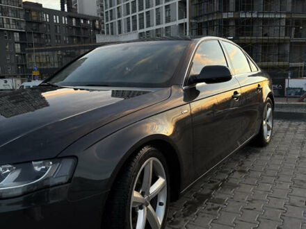 Черный Ауди А4, объемом двигателя 2 л и пробегом 314 тыс. км за 10100 $, фото 1 на Automoto.ua