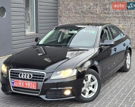Черный Ауди А4, объемом двигателя 2 л и пробегом 176 тыс. км за 9799 $, фото 1 на Automoto.ua