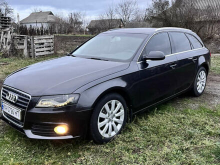Черный Ауди А4, объемом двигателя 2 л и пробегом 380 тыс. км за 10500 $, фото 1 на Automoto.ua