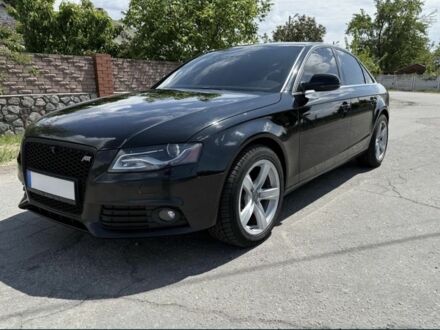 Черный Ауди А4, объемом двигателя 2 л и пробегом 275 тыс. км за 9900 $, фото 1 на Automoto.ua