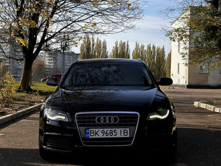 Черный Ауди А4, объемом двигателя 2 л и пробегом 342 тыс. км за 11950 $, фото 1 на Automoto.ua