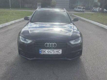 Ауди А4 2013 в Ровно на Automoto.ua Черный Ауди А4, объемом двигателя 1.97 л и пробегом 262 тыс. км за 11500 $, фото 1 на Automoto.ua