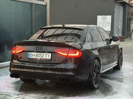 Чорний Ауді А4, об'ємом двигуна 2 л та пробігом 285 тис. км за 12000 $, фото 1 на Automoto.ua