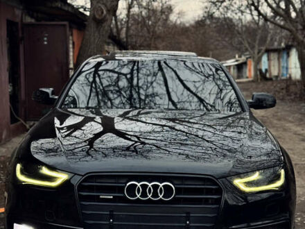Ауди А4 2014 в Славянске на Automoto.ua Черный Ауди А4, объемом двигателя 1.98 л и пробегом 162 тыс. км за 13000 $, фото 1 на Automoto.ua