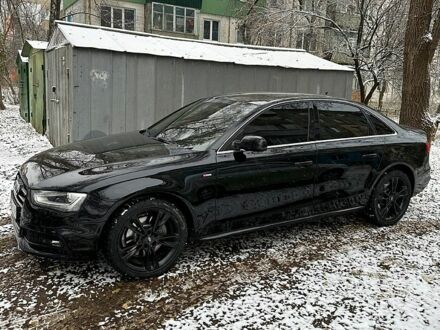 Ауді А4 2014 у Полтаві на Automoto.ua Чорний Ауді А4, об'ємом двигуна 2 л та пробігом 218 тис. км за 10000 $, фото 1 на Automoto.ua