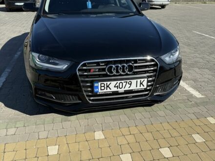 Черный Ауди А4, объемом двигателя 2 л и пробегом 185 тыс. км за 13900 $, фото 1 на Automoto.ua