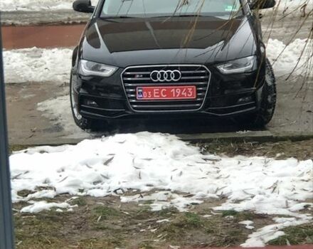 Черный Ауди А4, объемом двигателя 2 л и пробегом 185 тыс. км за 301 $, фото 1 на Automoto.ua