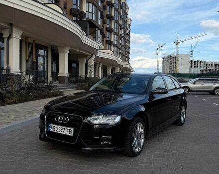 Чорний Ауді А4, об'ємом двигуна 2 л та пробігом 218 тис. км за 13600 $, фото 1 на Automoto.ua