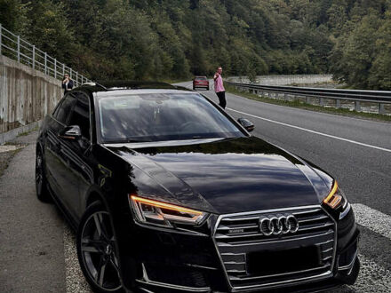 Черный Ауди А4, объемом двигателя 1.98 л и пробегом 65 тыс. км за 27500 $, фото 1 на Automoto.ua