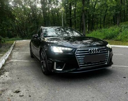 Черный Ауди А4, объемом двигателя 2 л и пробегом 157 тыс. км за 17500 $, фото 1 на Automoto.ua