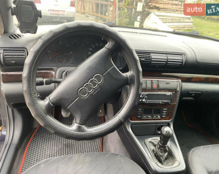 Фіолетовий Ауді А4, об'ємом двигуна 1.9 л та пробігом 286 тис. км за 3450 $, фото 8 на Automoto.ua