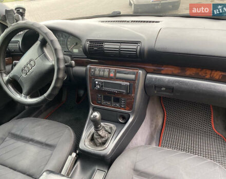 Фіолетовий Ауді А4, об'ємом двигуна 1.9 л та пробігом 286 тис. км за 3450 $, фото 6 на Automoto.ua