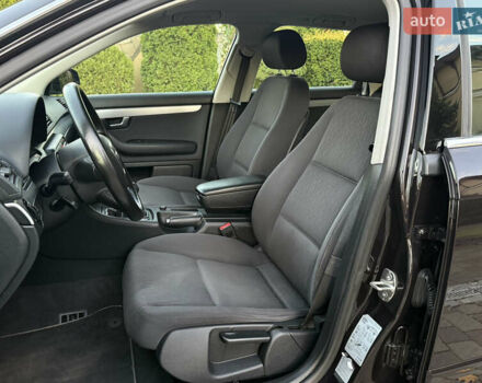 Фиолетовый Ауди А4, объемом двигателя 1.6 л и пробегом 247 тыс. км за 7400 $, фото 20 на Automoto.ua