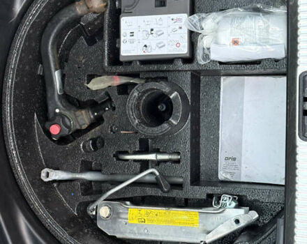 Фиолетовый Ауди А4, объемом двигателя 1.6 л и пробегом 247 тыс. км за 7400 $, фото 48 на Automoto.ua