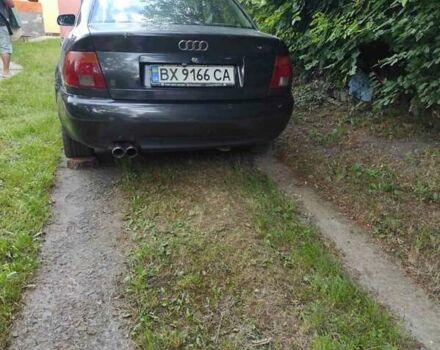 Коричневый Ауди А4, объемом двигателя 2.6 л и пробегом 335 тыс. км за 4200 $, фото 3 на Automoto.ua