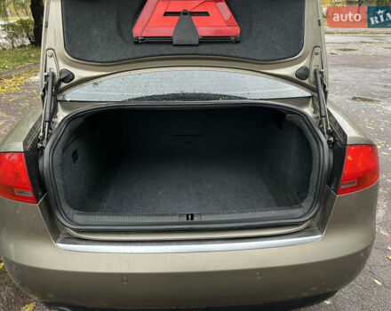 Ауди А4 2005 в Каменское - Днепродзержинск на Automoto.ua Коричневый Ауди А4, объемом двигателя 2 л и пробегом 199 тыс. км за 6800 $, фото 6 на Automoto.ua