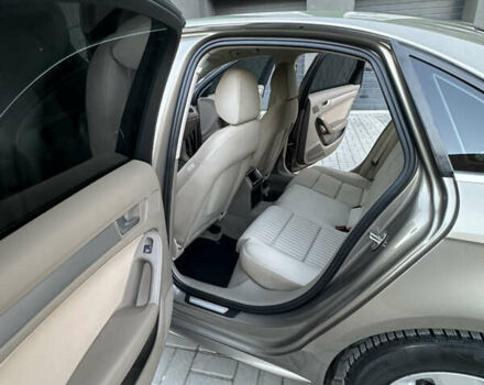 Коричневий Ауді А4, об'ємом двигуна 1.97 л та пробігом 277 тис. км за 9600 $, фото 7 на Automoto.ua