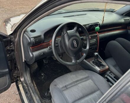 Коричневый Ауди А4, объемом двигателя 1.9 л и пробегом 190 тыс. км за 2200 $, фото 4 на Automoto.ua