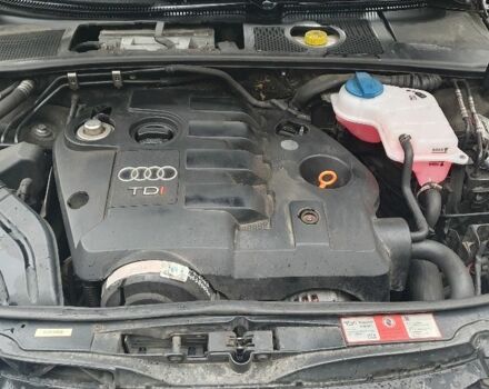 Ауді А4 2004 у Києві на Automoto.ua Коричневий Ауді А4, об'ємом двигуна 1.9 л та пробігом 333 тис. км за 2800 $, фото 10 на Automoto.ua