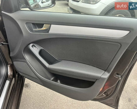 Коричневый Ауди А4, объемом двигателя 2 л и пробегом 196 тыс. км за 19500 $, фото 15 на Automoto.ua