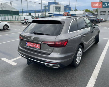 Коричневый Ауди А4, объемом двигателя 1.97 л и пробегом 175 тыс. км за 25650 $, фото 7 на Automoto.ua