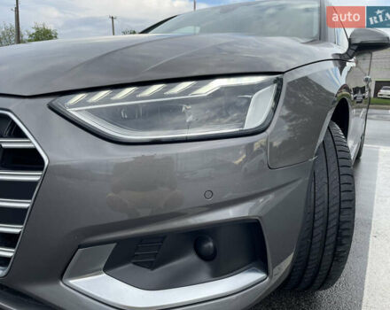 Коричневый Ауди А4, объемом двигателя 1.97 л и пробегом 175 тыс. км за 25650 $, фото 11 на Automoto.ua