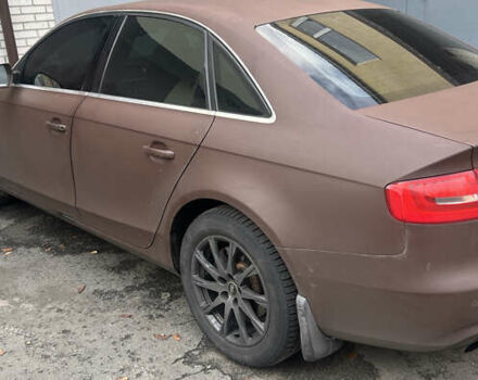 Ауді А4 2013 у Києві на Automoto.ua Коричневий Ауді А4, об'ємом двигуна 1.8 л та пробігом 250 тис. км за 11500 $, фото 1 на Automoto.ua