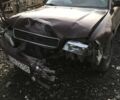 Красный Ауди А4, объемом двигателя 1 л и пробегом 2 тыс. км за 700 $, фото 1 на Automoto.ua