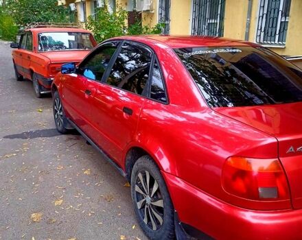 Красный Ауди А4, объемом двигателя 1.8 л и пробегом 128 тыс. км за 3300 $, фото 2 на Automoto.ua