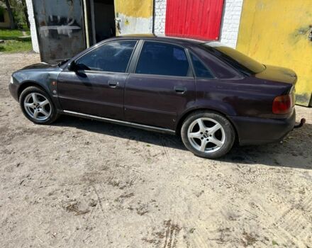 Красный Ауди А4, объемом двигателя 1.9 л и пробегом 500 тыс. км за 2300 $, фото 3 на Automoto.ua