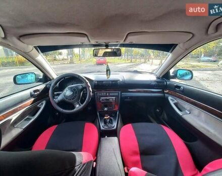 Ауди А4 1995 в Одессе на Automoto.ua Красный Ауди А4, объемом двигателя 1.78 л и пробегом 300 тыс. км за 2250 $, фото 12 на Automoto.ua