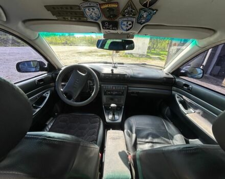 Красный Ауди А4, объемом двигателя 1.9 л и пробегом 500 тыс. км за 2300 $, фото 5 на Automoto.ua