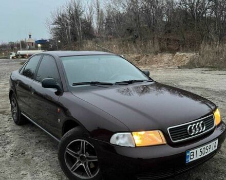 Червоний Ауді А4, об'ємом двигуна 1.8 л та пробігом 680 тис. км за 3300 $, фото 2 на Automoto.ua