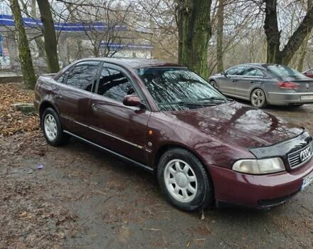 Красный Ауди А4, объемом двигателя 2.6 л и пробегом 517 тыс. км за 1850 $, фото 3 на Automoto.ua