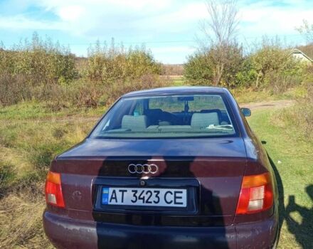 Красный Ауди А4, объемом двигателя 1.6 л и пробегом 370 тыс. км за 2500 $, фото 7 на Automoto.ua