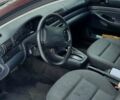 Красный Ауди А4, объемом двигателя 1.8 л и пробегом 255 тыс. км за 3500 $, фото 11 на Automoto.ua