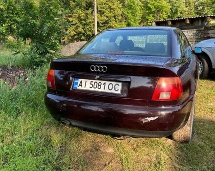 Красный Ауди А4, объемом двигателя 1.6 л и пробегом 300 тыс. км за 2600 $, фото 1 на Automoto.ua