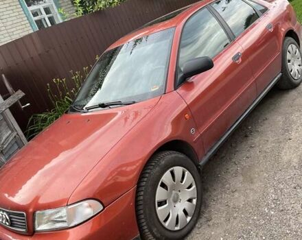 Красный Ауди А4, объемом двигателя 1.6 л и пробегом 200 тыс. км за 5100 $, фото 2 на Automoto.ua