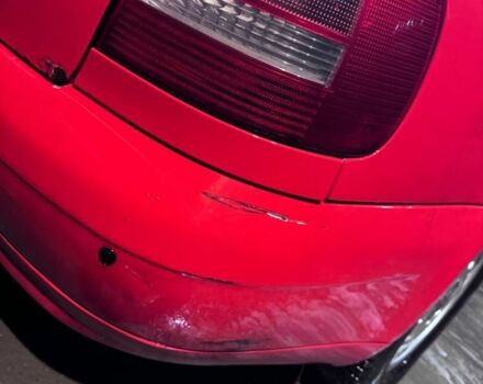 Червоний Ауді А4, об'ємом двигуна 1.6 л та пробігом 388 тис. км за 2500 $, фото 8 на Automoto.ua