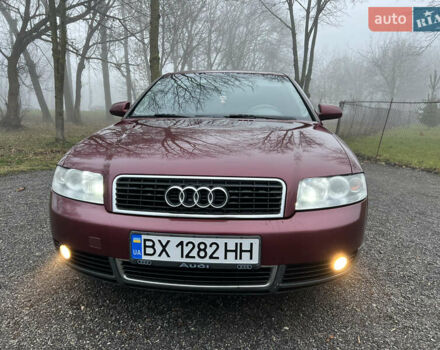 Красный Ауди А4, объемом двигателя 1.6 л и пробегом 299 тыс. км за 4599 $, фото 7 на Automoto.ua