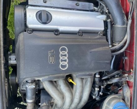 Красный Ауди А4, объемом двигателя 1.6 л и пробегом 253 тыс. км за 3200 $, фото 6 на Automoto.ua