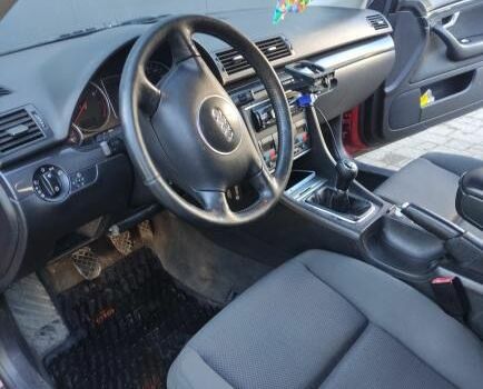 Красный Ауди А4, объемом двигателя 1.6 л и пробегом 253 тыс. км за 3200 $, фото 3 на Automoto.ua